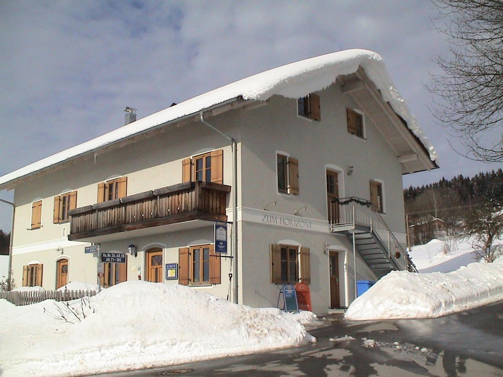 Zum Horizont Hotel Deggendorf Exterior photo